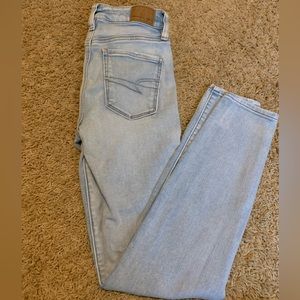 American Eagle Hi-Rise Jegging